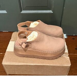 ***ISO BRYR Tegan chonk in cocoa size 37***